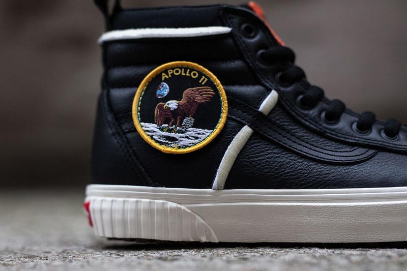 Vans nasa shop black sk8 hi